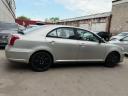 Toyota Avensis 1.8 VVT-i Colour Collection 5dr