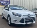 Ford Focus 1.0T EcoBoost Zetec Euro 5 (s/s) 5dr