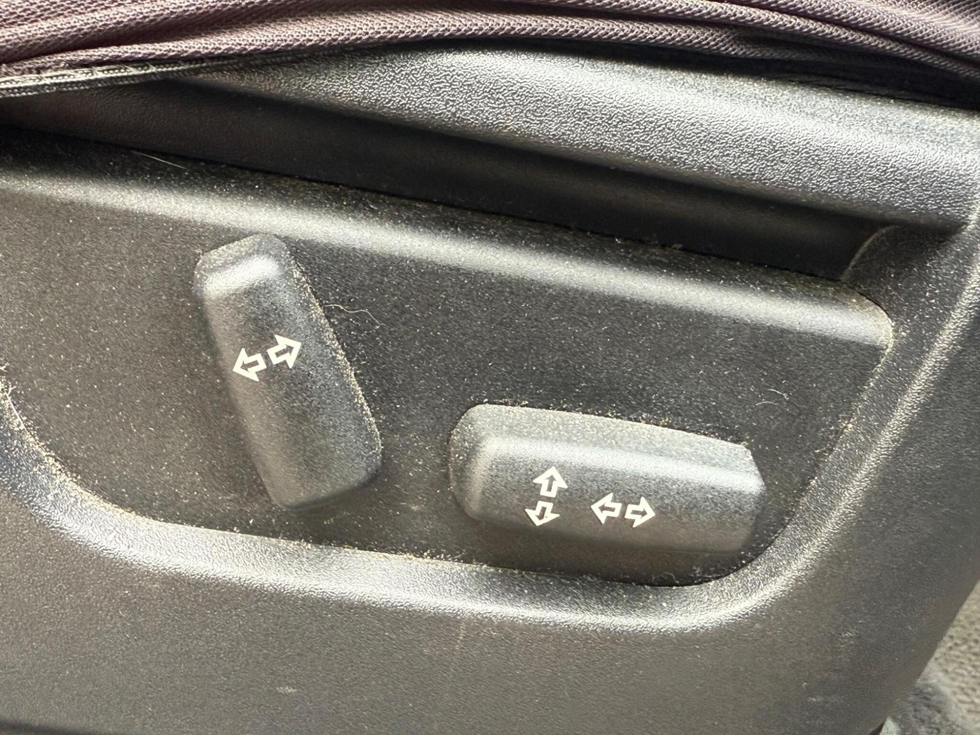 2009 Land Rover Freelander thumbnail 22